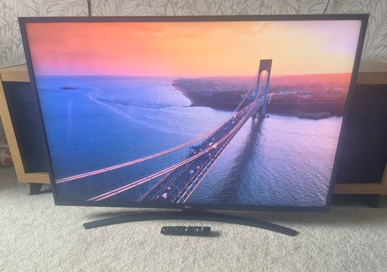 LG 43" inch 4k Ultra HD LED Ai webOS ThinQ Smart TV HDR Pro Freeview WiFI HDMI USB 43UM7400PLB