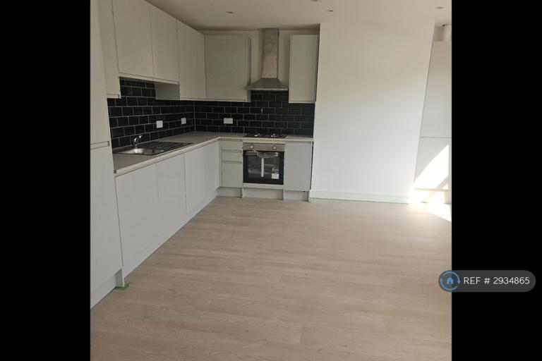 2 bedroom flat in Commercial Road, London, E14 (2 bed) (#2934865)