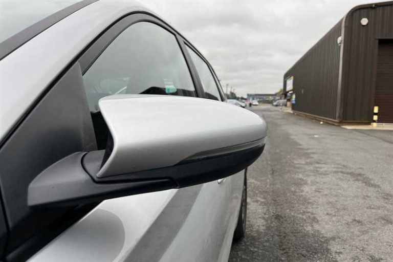 2022 Hyundai i20 1.0 T-GDi MHEV SE Connect Hatchback 5dr Petrol Hybrid DCT Euro 6 (s/s) (100 Hatc...