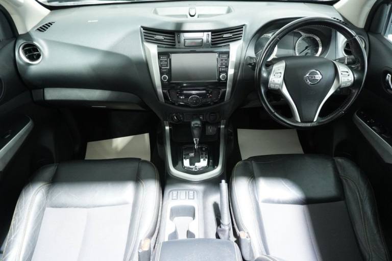 2020 Nissan Navara Double Cab Pick Up N-Guard 2.3dCi 190 TT 4WD Auto PICK UP DIESEL Automatic