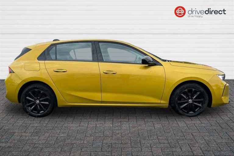 2022 Vauxhall Astra 1.2 Turbo Design Hatchback 5dr Petrol Manual Euro 6 (s/s) (130 ps) Hatchback ...
