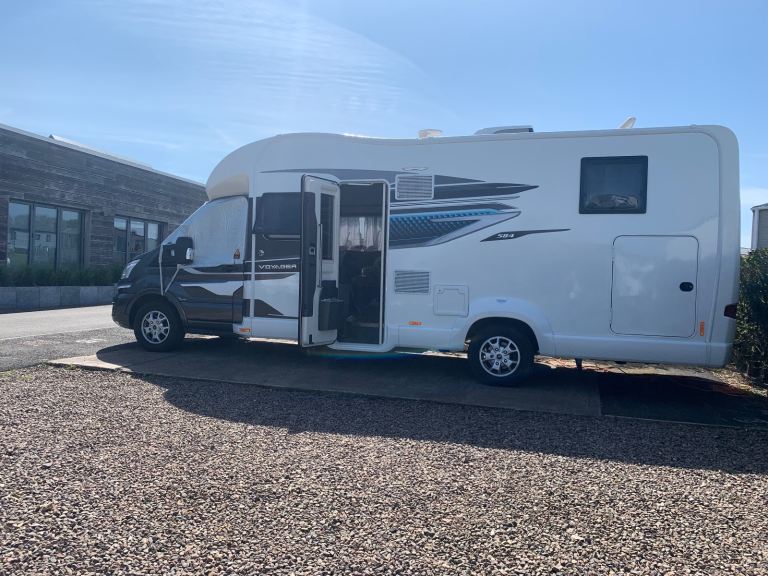 Ford, SWIFT VOYAGER 584, 2023, 1995 (cc)