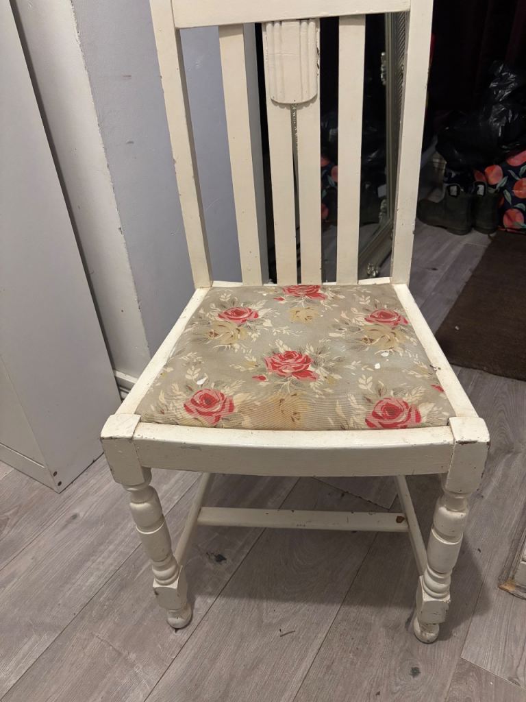 FREE Old Dining/Kitchen Chair