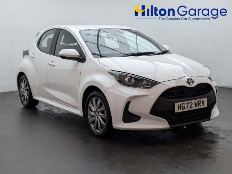 2023 Toyota Yaris 1.5 VVT-h Icon Hatchback 5dr Petrol Hybrid E-CVT Euro 6 (s/s) (116 ps) BLUE HAT...