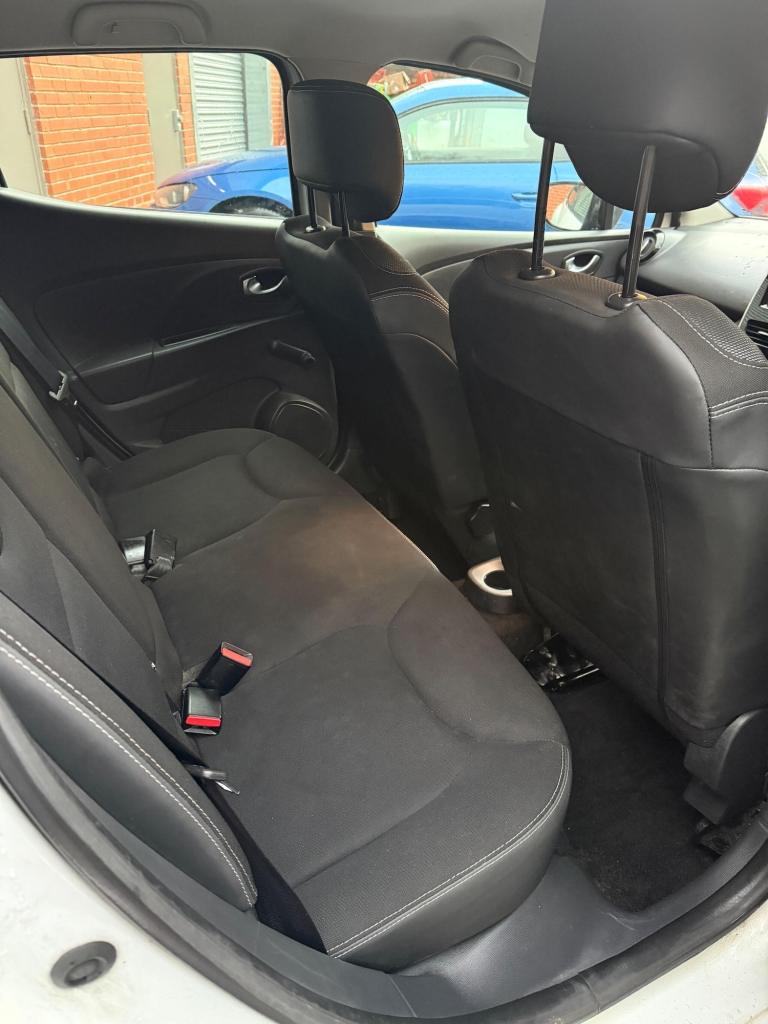 2015 Renault Clio 1.5 dCi 90 Dynamique Nav 5dr HATCHBACK DIESEL Manual