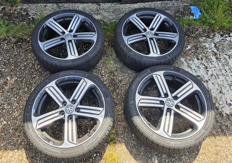 Genuine Volkswagen 18" Golf R 5x112 Cadiz Alloy Wheels and Fresh Tyres x4