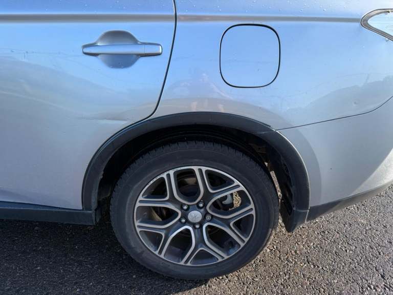 MITSUBISHI OUTLANDER 2.2 DI-D GX3 2014