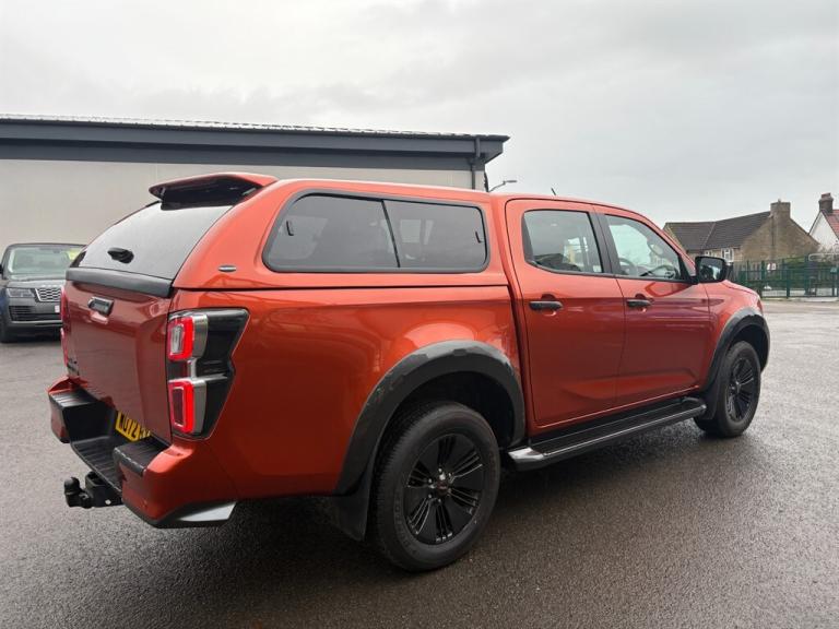 2022 Isuzu D-Max 1.9 V-Cross Double Cab 4x4 Auto PICK UP DIESEL Automatic