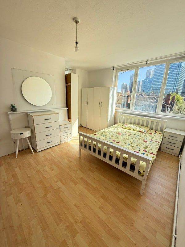 🔥2 Double Room in Poplar📍 Available NOW