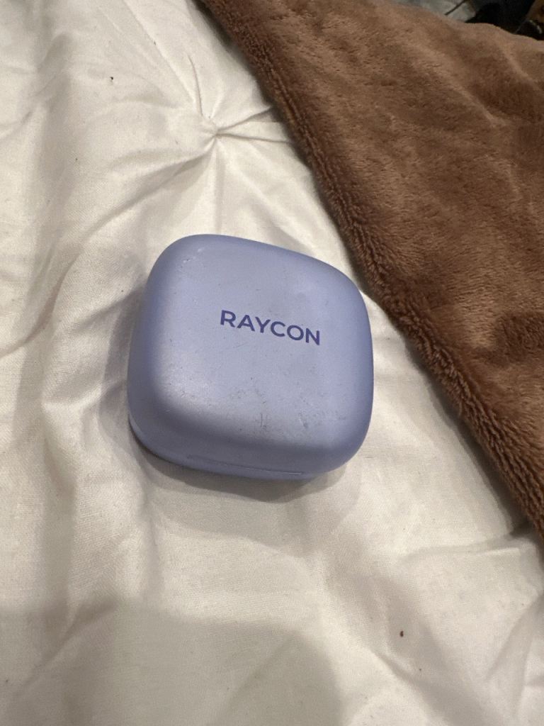 RAYCON WIRELESS HEADPHONES 