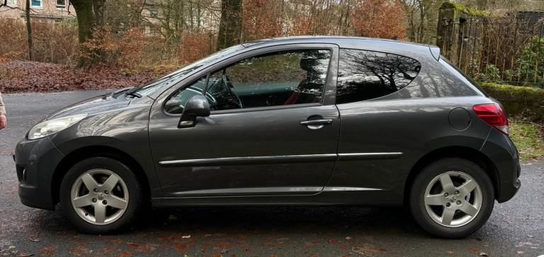 Peugeot, 207, Hatchback, 2012, Manual, 1360 (cc), 3 doors