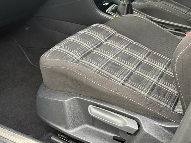 2018 Volkswagen Golf 2.0 TDI 184 GTD 5dr HATCHBACK DIESEL Manual