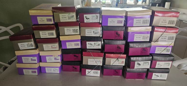 Just The Right Shoe Raine 33 Boxed Miniature Figurines Job Lot