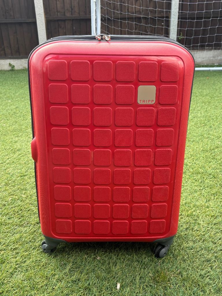 Medium Tripp Suitcase