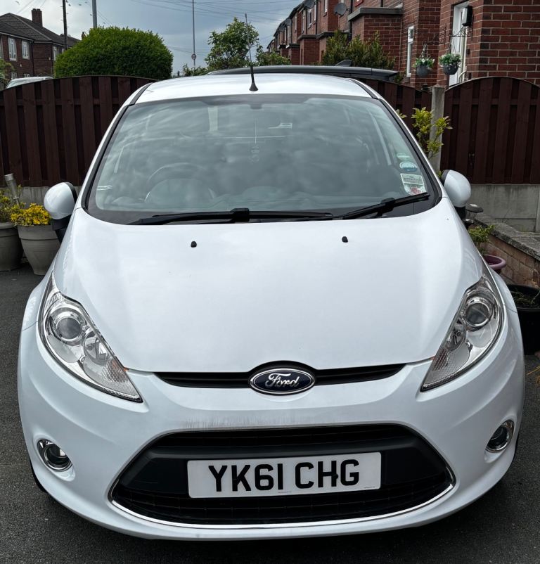 Ford, FIESTA, Hatchback, 2012, Manual, 1242 (cc), 5 doors