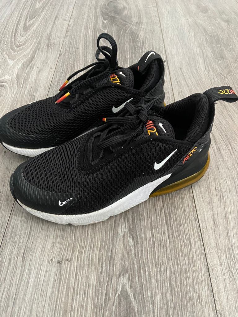 £20 Nike Air 270 Size UK 12 EUR 30 