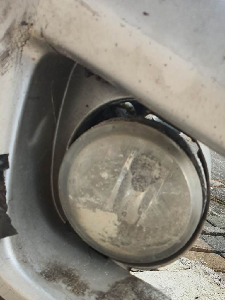 Toyota prius hybrid fog light 