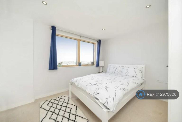 2 bedroom flat in Gifford Road, London, NW10 (2 bed) (#2970708)