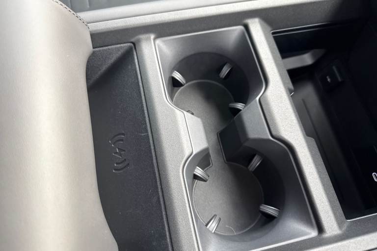 2025 Land Rover Defender 110 4.4 P635 V8 MHEV OCTA Auto 4WD Euro 6 (s/s) 5dr SUV Automatic