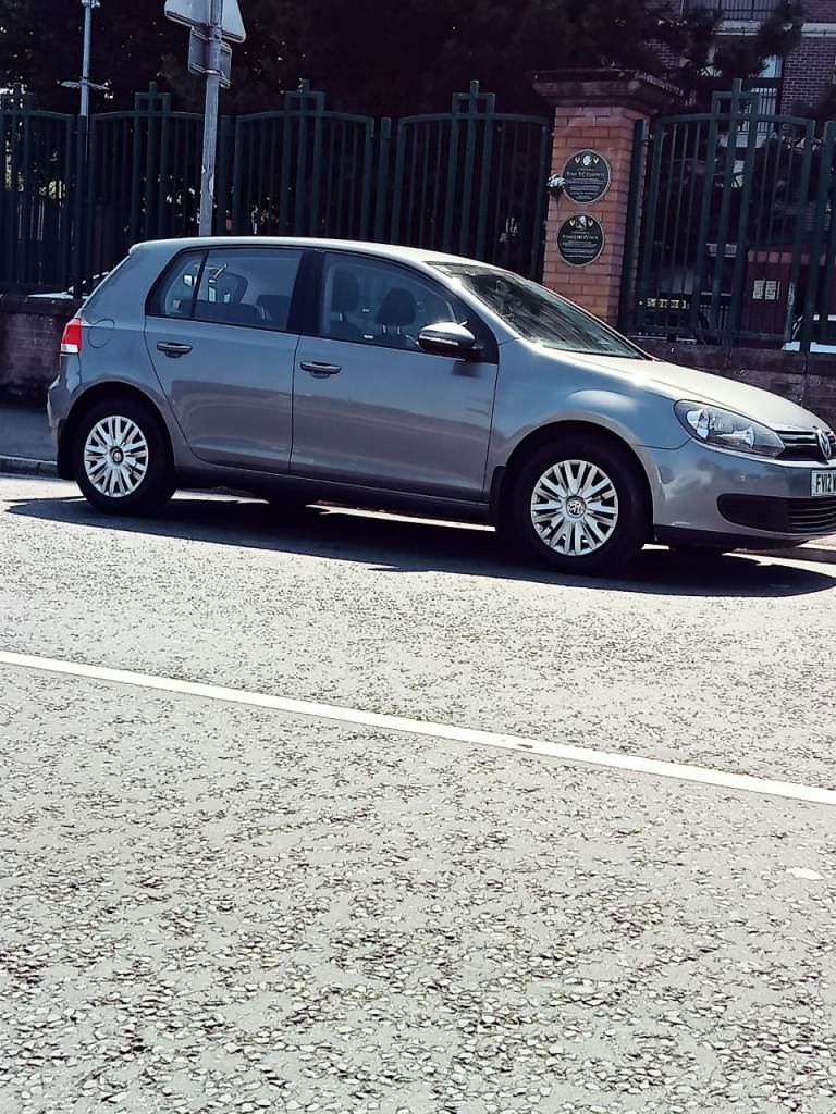 Beautiful Volkswagen Golf with brand new clutch just fitted. Drives like a new car.