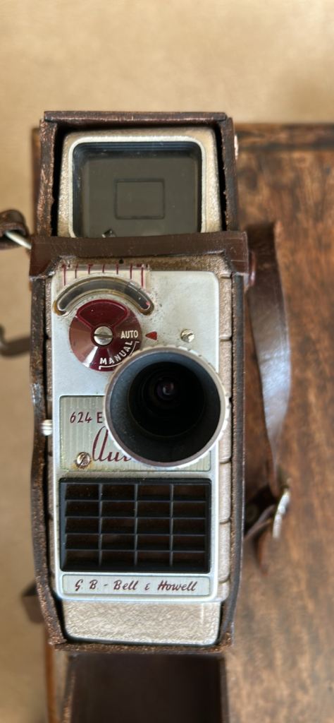 Bell and Howell 624ee cine camera