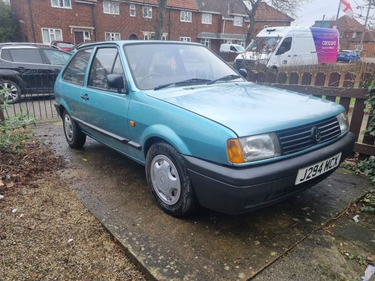 Volkswagen Polo mk2f coupe 1992