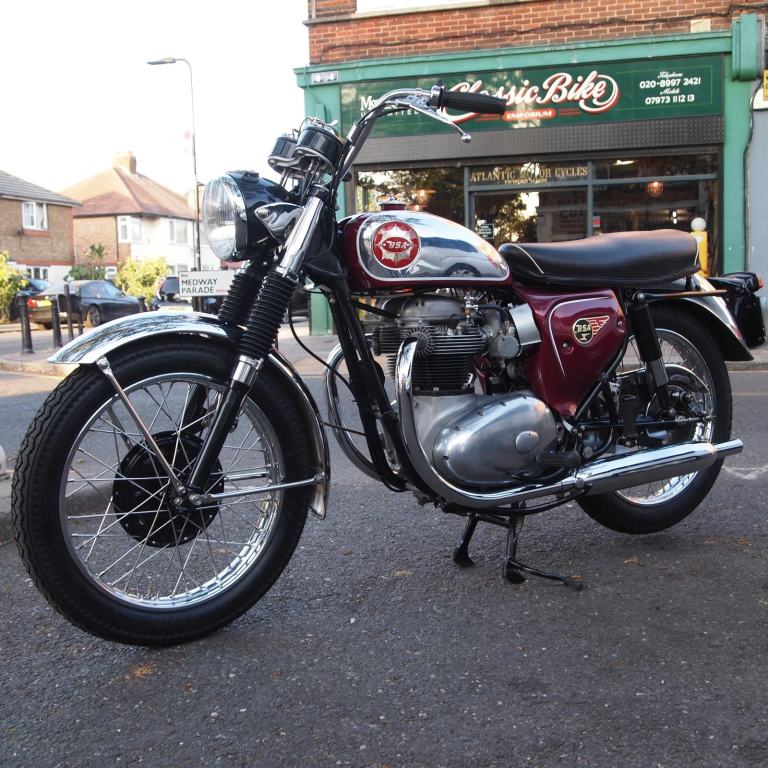 1965 BSA A65 650 Lightning Rocket Classic Vintage, Fully Restored, MUST SEE.