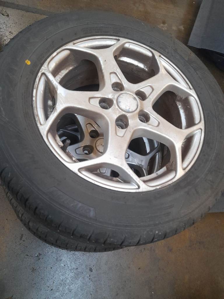 Mondeo snowflake  alloy and tyres  16 in