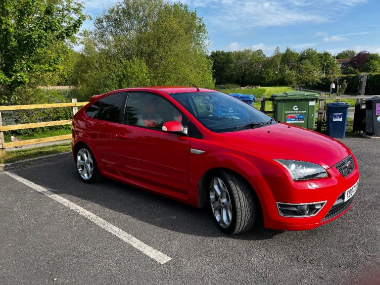 Ford, FOCUS, 2.5 SIV ST-2 Hatchback, 2007, Manual, 2522 (cc), 3 doors