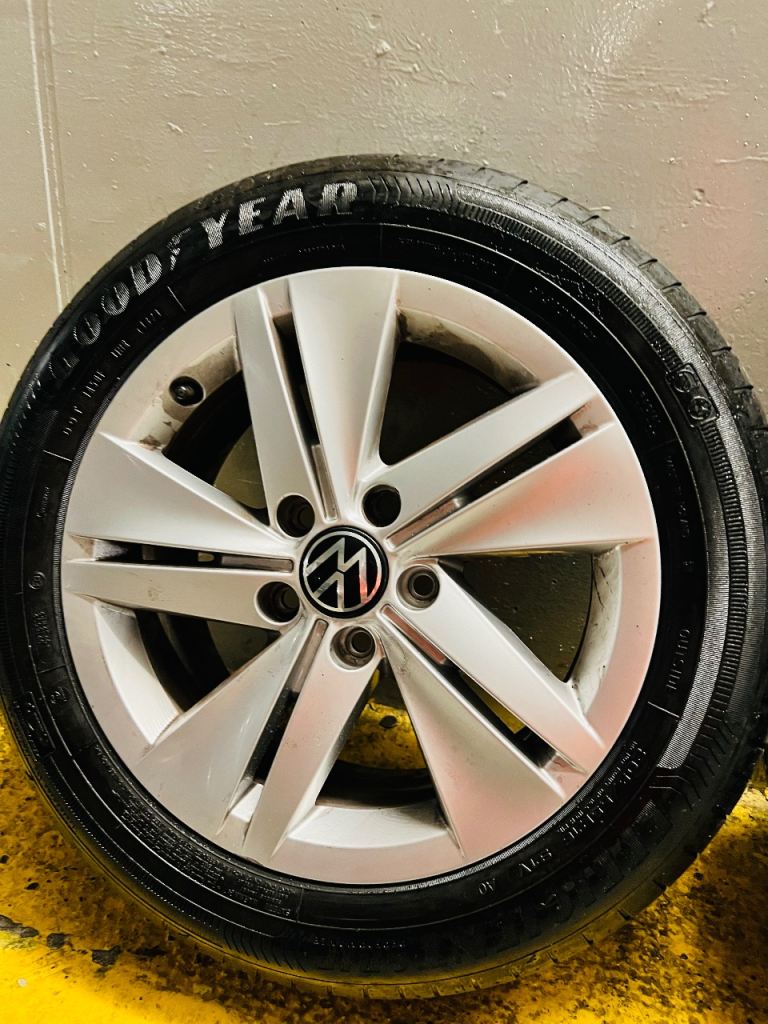 (2024) 16” vw golf alloys & tyres
