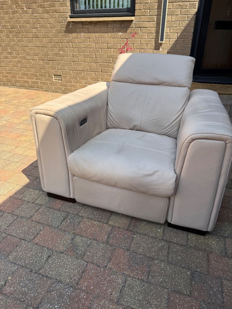 Leather reclining chair