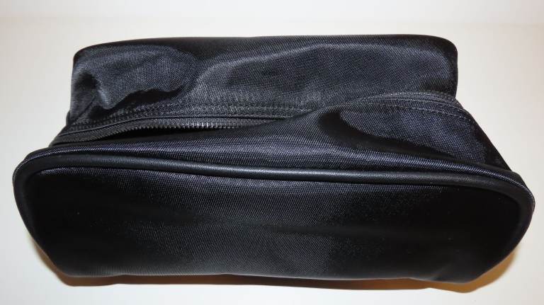 NEW M&S Textured Washbag Black One Size Stylish Zip Closure Travel Everyday Essentials Toiletries UK