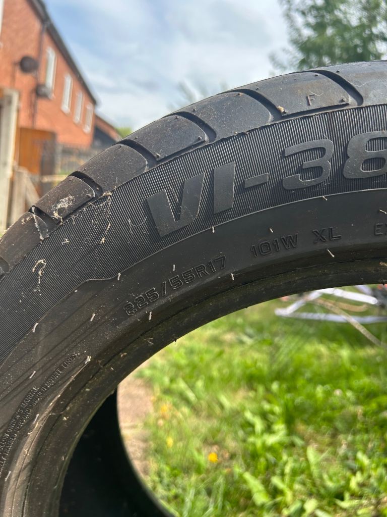 225/55R17 tyre