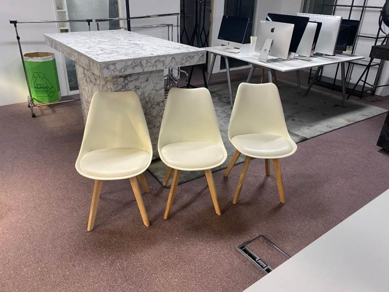 £45 each 4x White Stool Leather Padded base seat Dining Chair Curved Seat Eiffel Wooden Legs