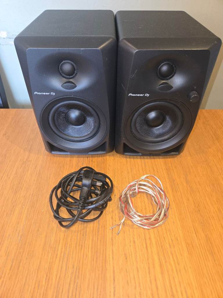 Pioneer dj speakers & headphones 