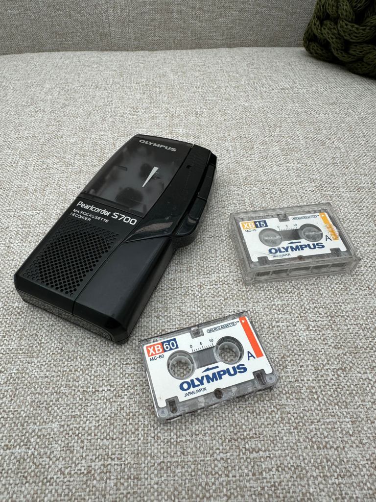 Olympus pearlcorder s700 microcassette voice recorder