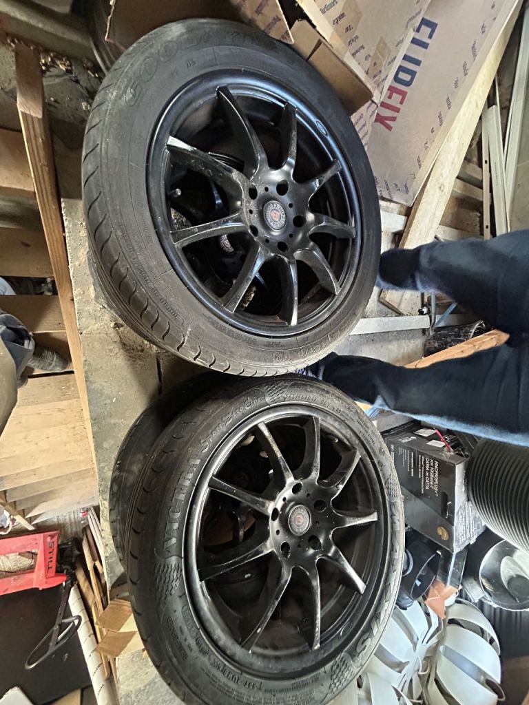 Wolfsburg edition 245 45 17 alloys and tyres