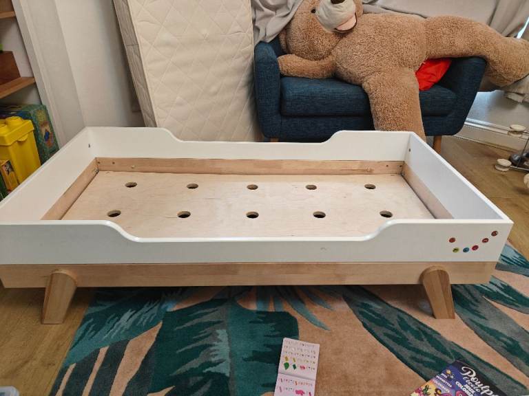 Lifetime Kidsroom Junior Bed 70x140 cm