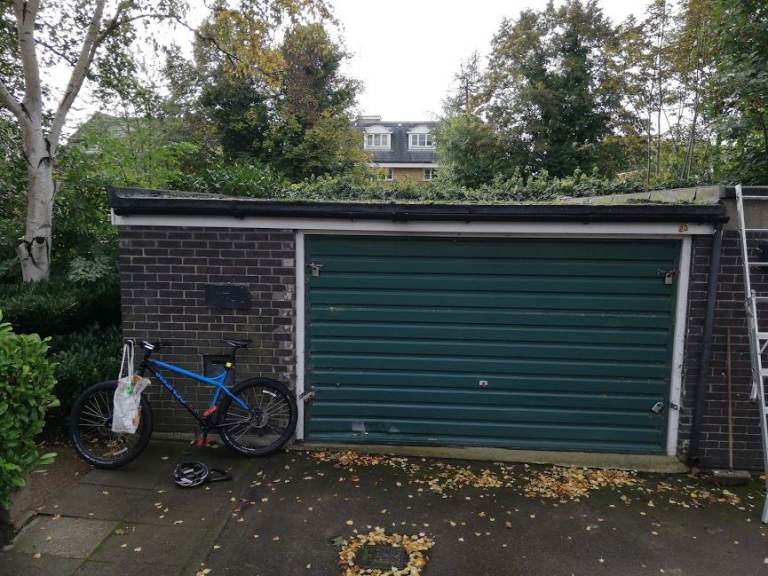 Double garage workshop Beckenham