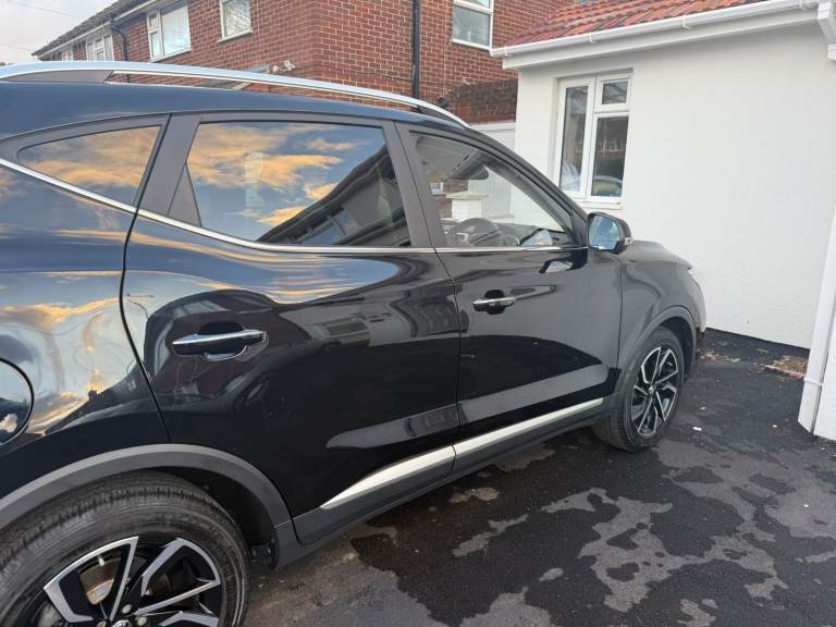 MG Motor UK, ZS, Hatchback, 2023, Semi-Auto, 999 (cc), 5 doors