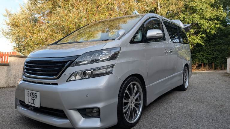 Toyota Vellfire 4x4 2008, 2360 (cc)