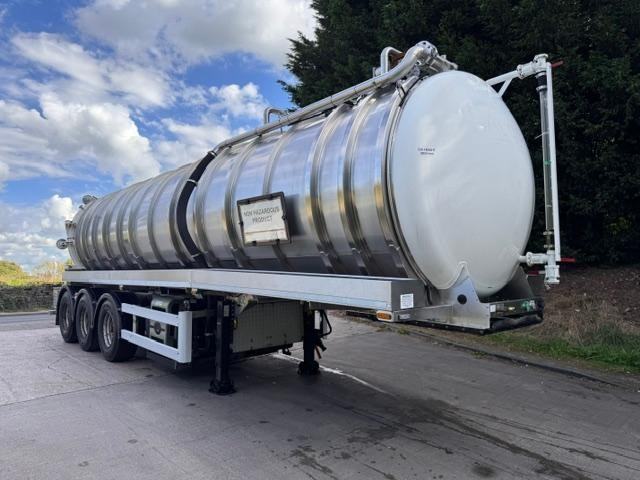 2015 CROSSLAND STAINLESS STEEL 30,000LTR VACUUM TANK TRAILER DONKEY ENGINE
