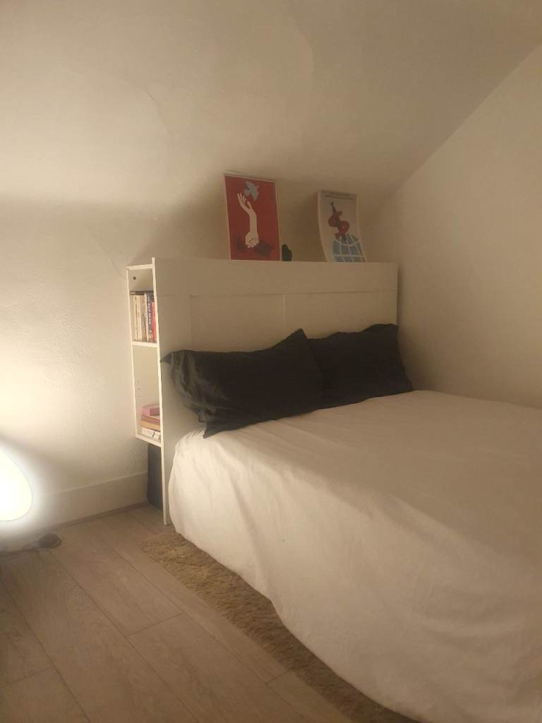 5mins walk from East Croydon