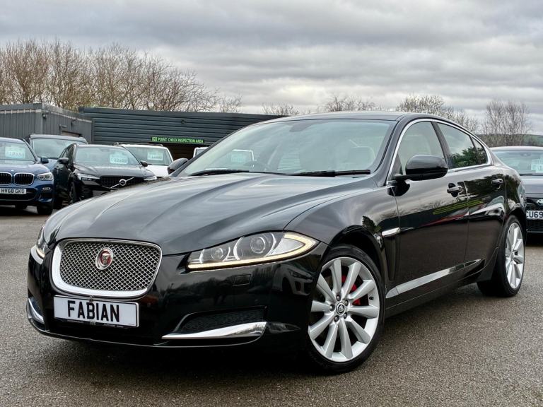 2015 Jaguar XF 2.2d Portfolio Auto **Fully Loaded - Lovely Example**