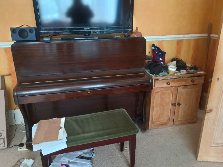 Upright Piano (Free)