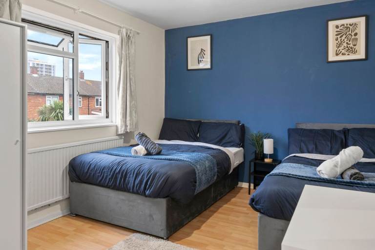 4 Bedroom Property In Greenwich