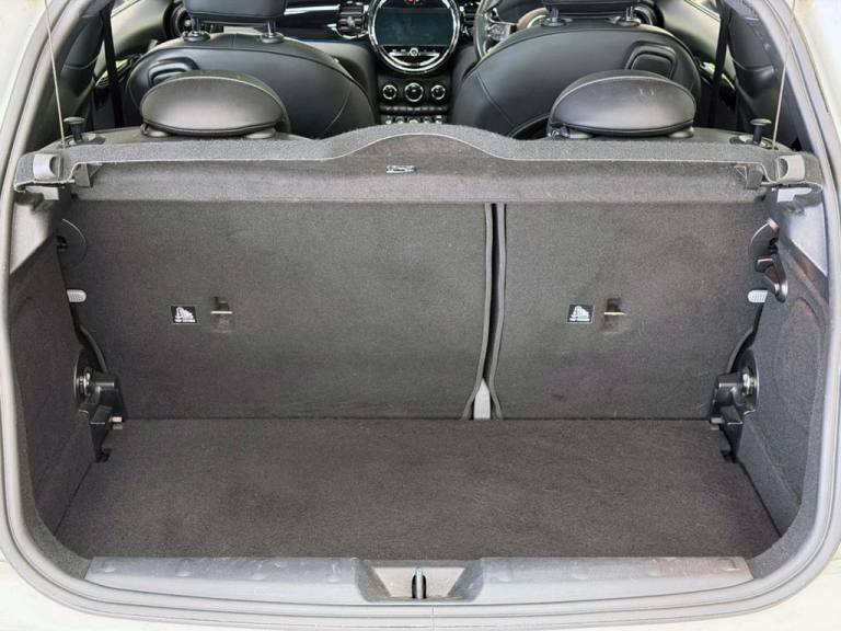 2021 MINI Electric Hatch Cooper SE 32.6kWh Level 3 Hatchback 3dr Electric Auto (184 ps) Hatchback...