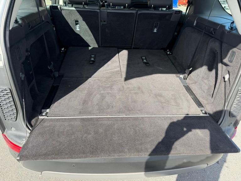 2017 Land Rover Discovery 2.0 SD4 SE 5dr Auto ESTATE DIESEL Automatic