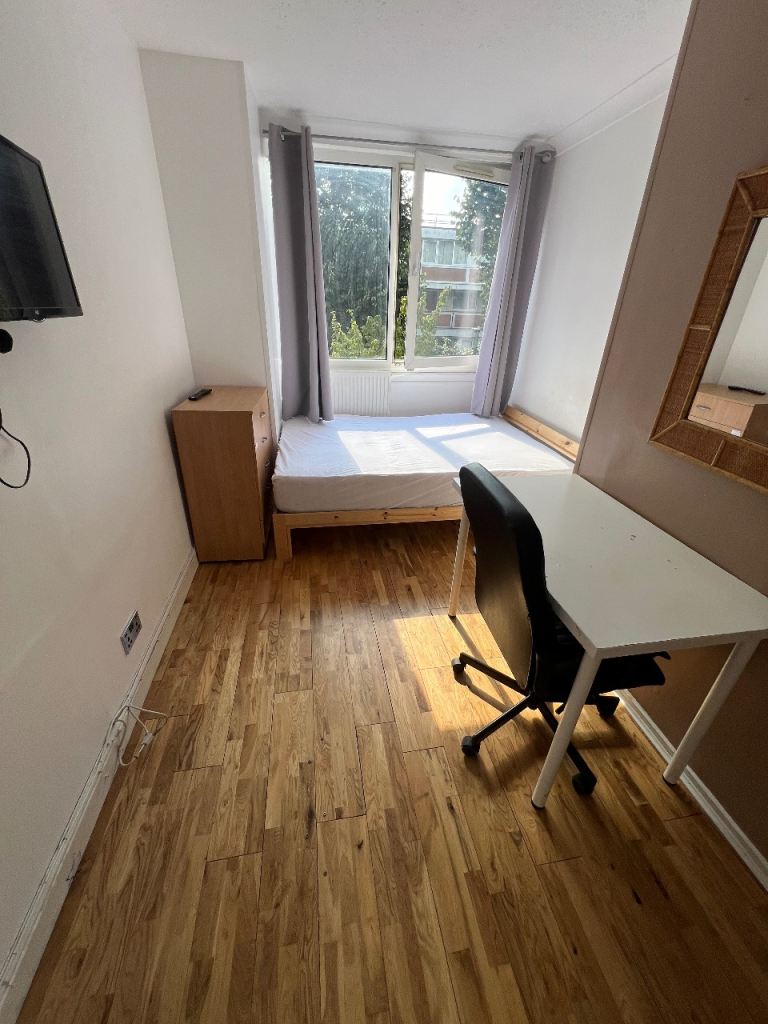 Cosy double room suit for a single/couple