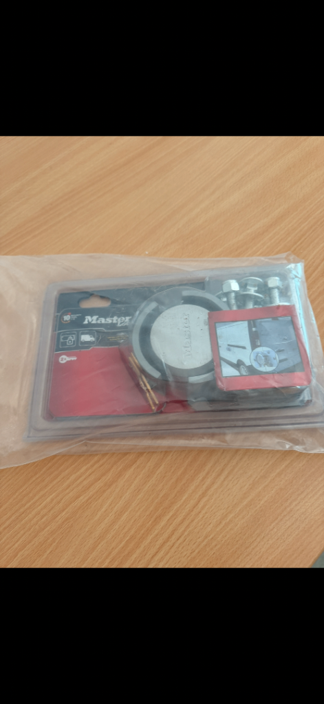 Master lock heavy duty van lock